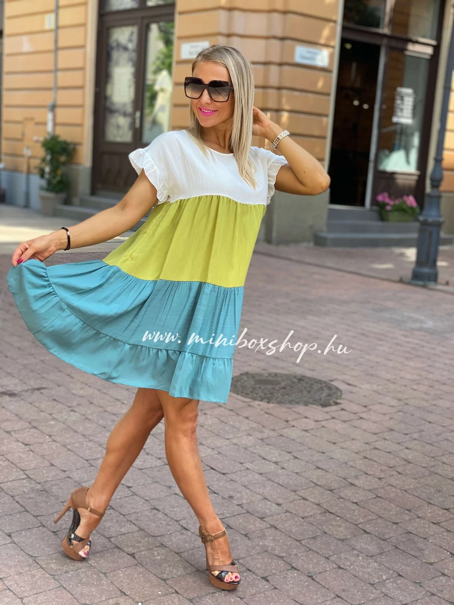 Tricolor ruha