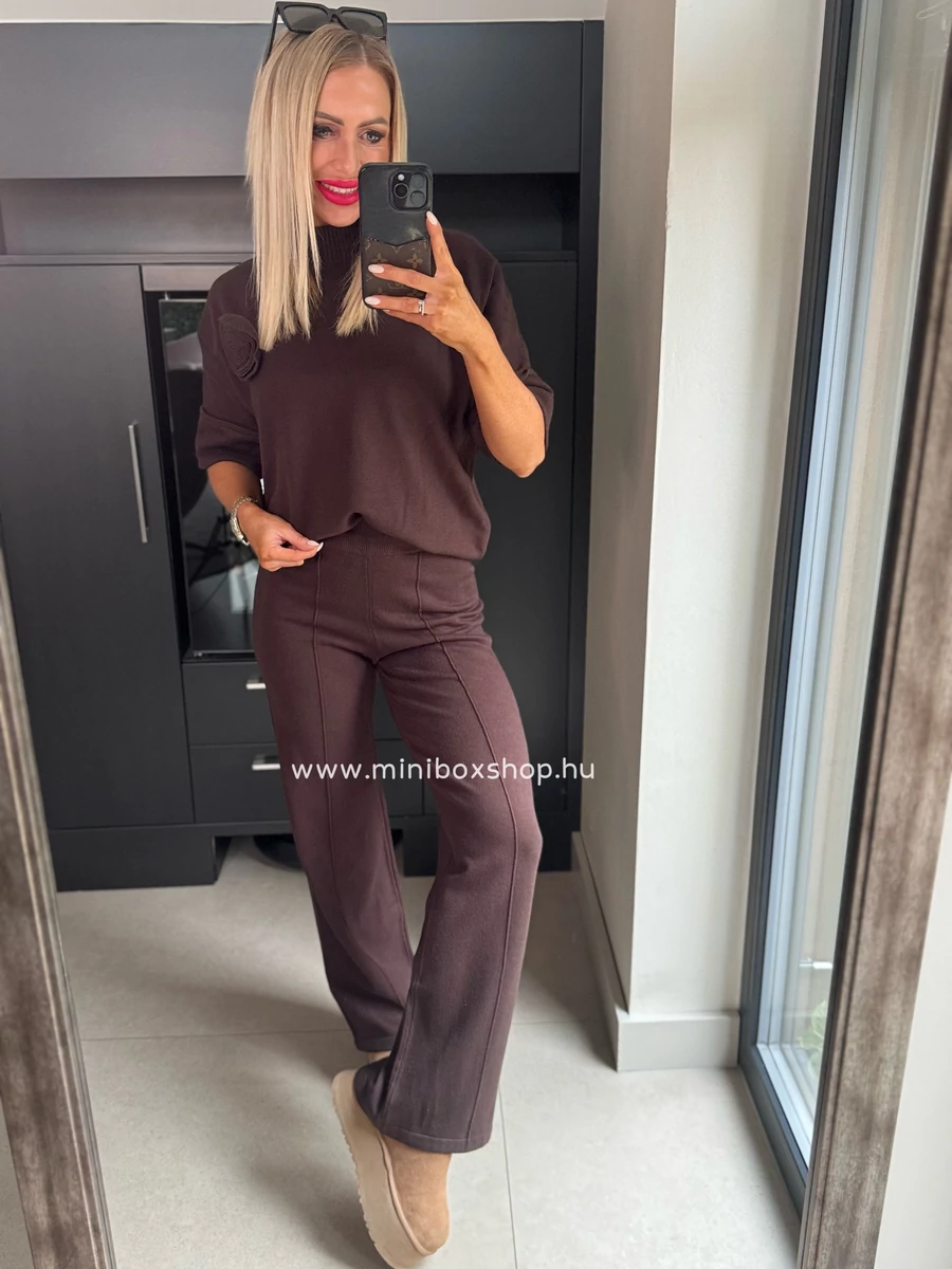 ELLA kètrèszes szett - kitűzővel