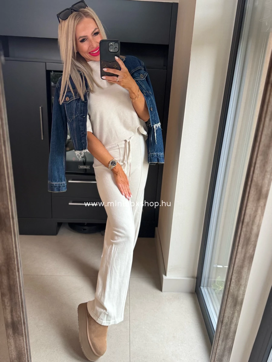 ELLA kètrèszes szett - kitűzővel