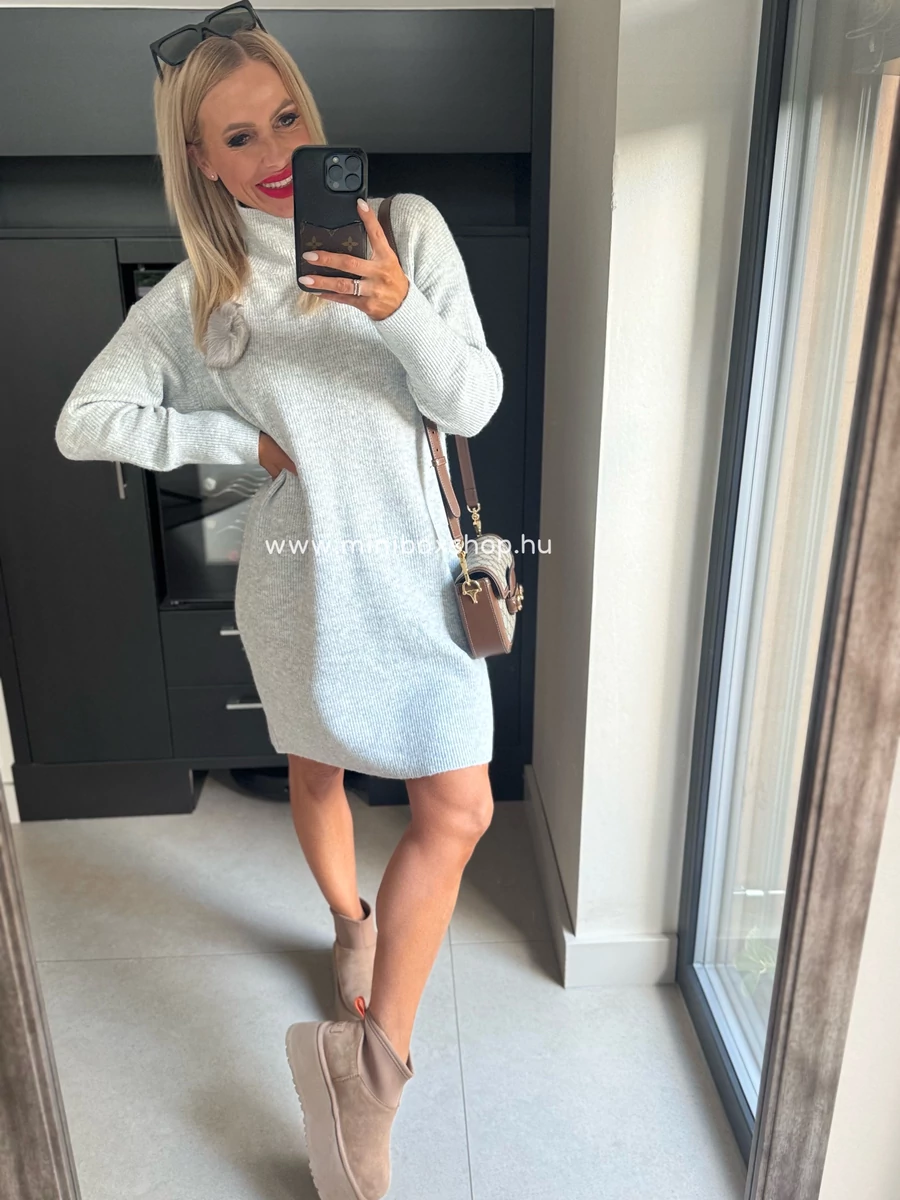 BEBE extra puha tunika - kitűzővel BEBE extra puha tunika - kitűzővel