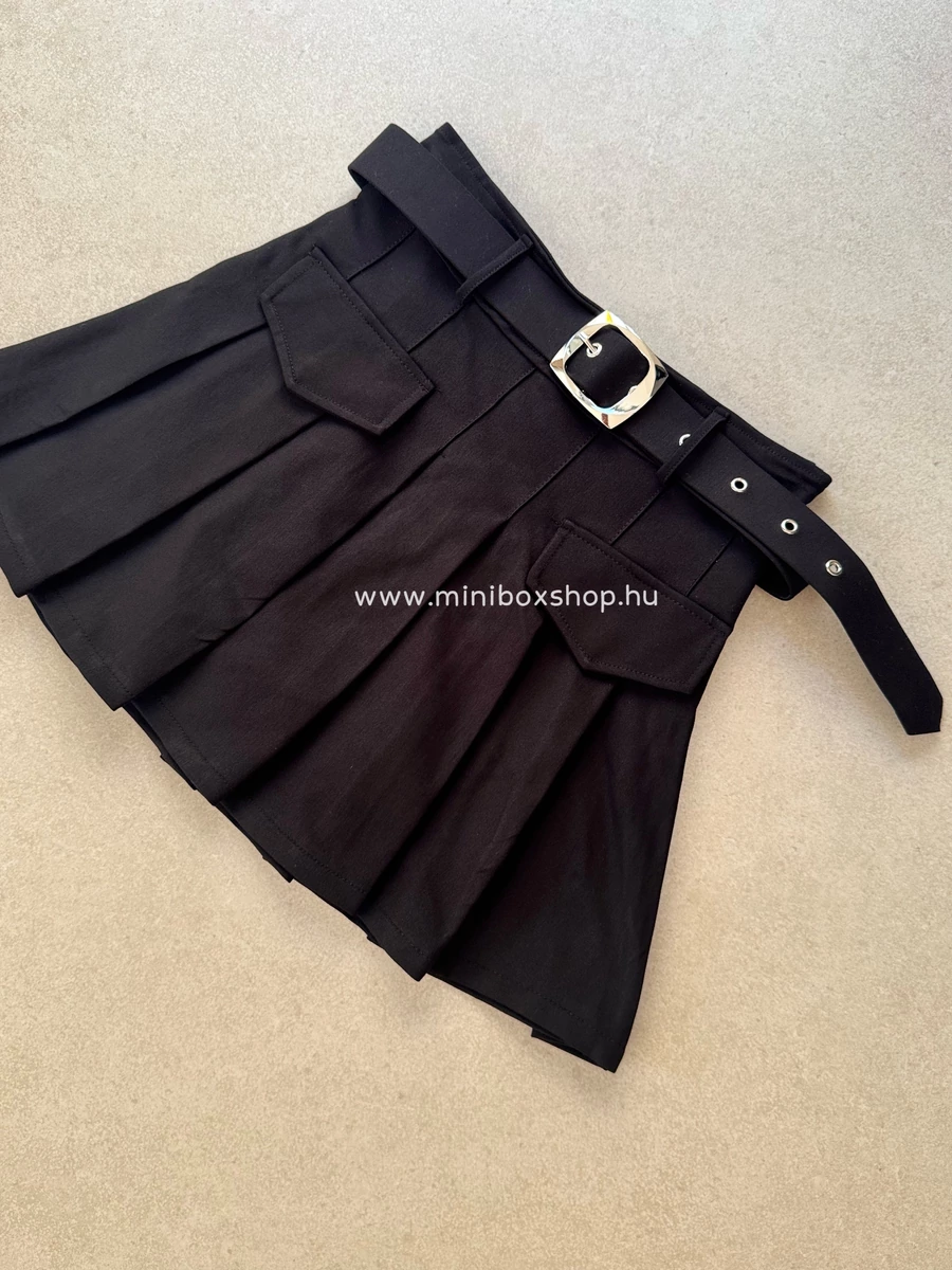 LAUS rakott szoknyarövidnadrág - övvel