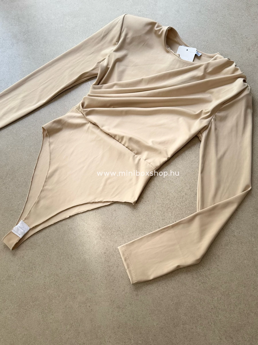 NELLI body - válltöméssel