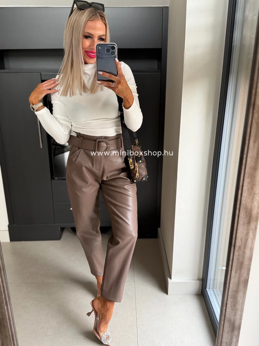 AMARENA bőrnadrág - övvel