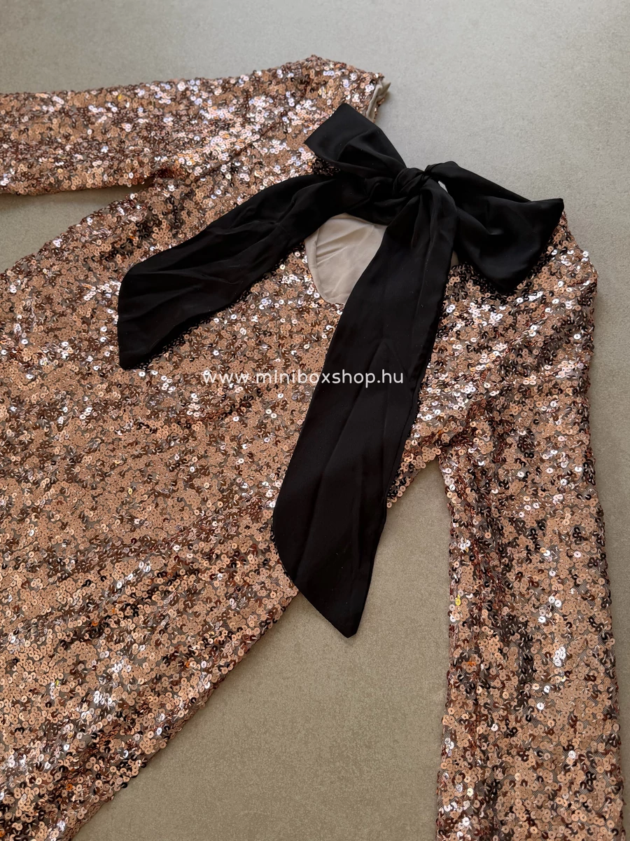 MOMO PREMIUM flitteres ruha - szatén masnival