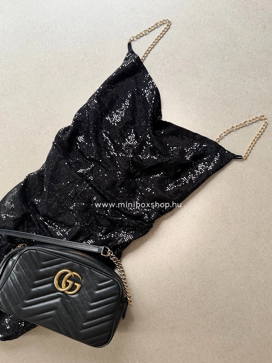 DILLIE flitteres ruha - arany lánccal