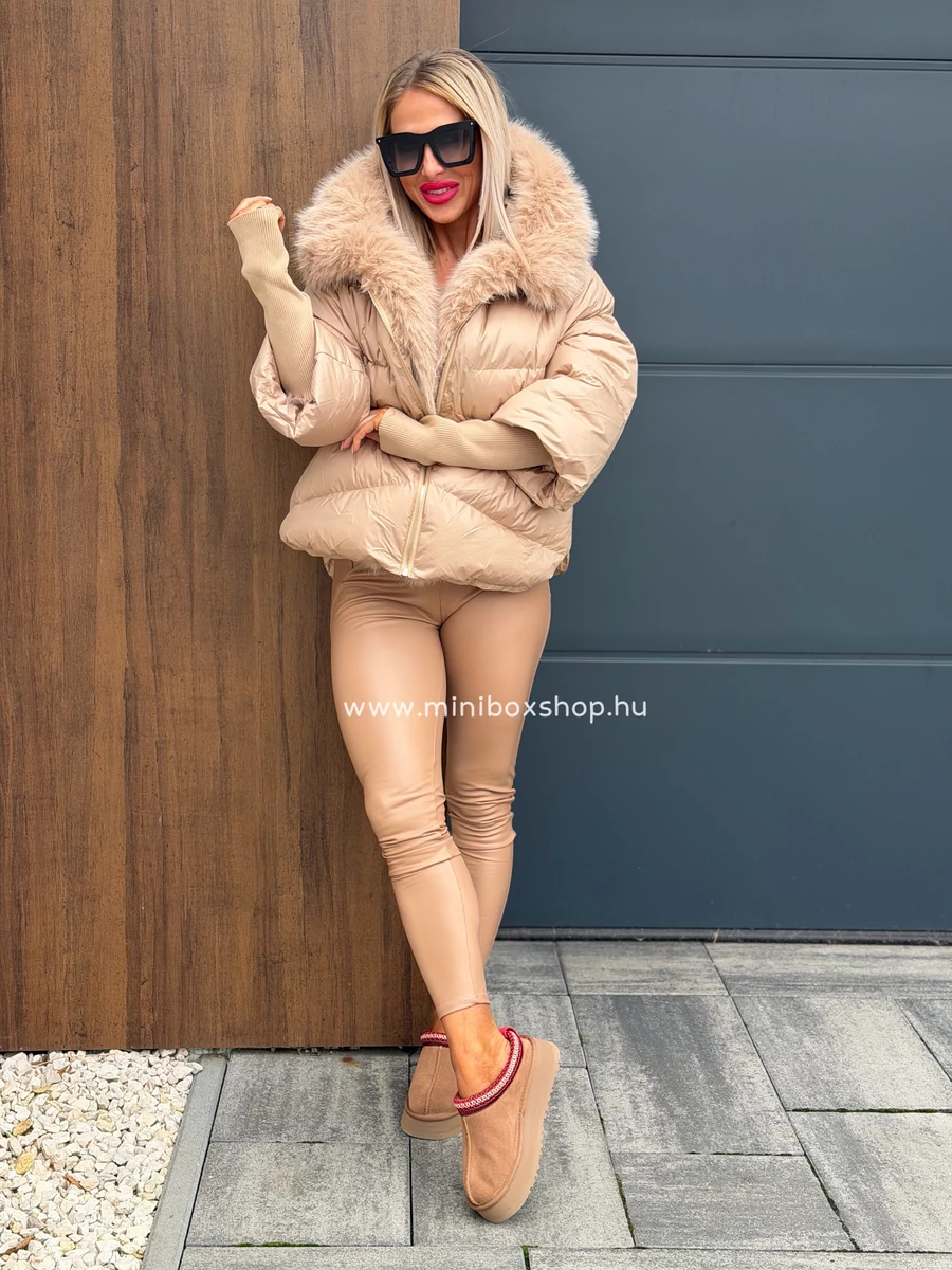 BELLU Limited NUDE kabát - finom szőrmével