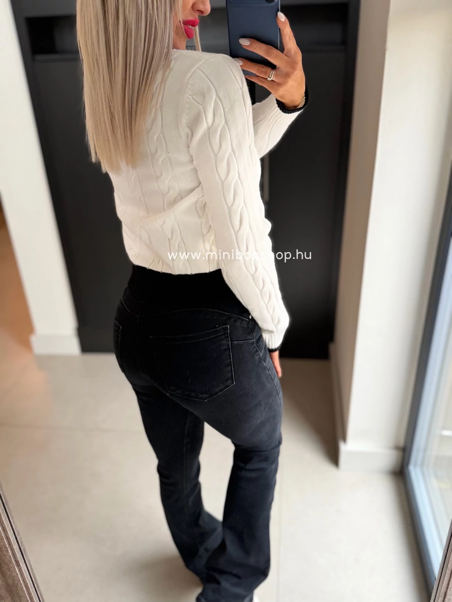 MONA Black Flare farmer