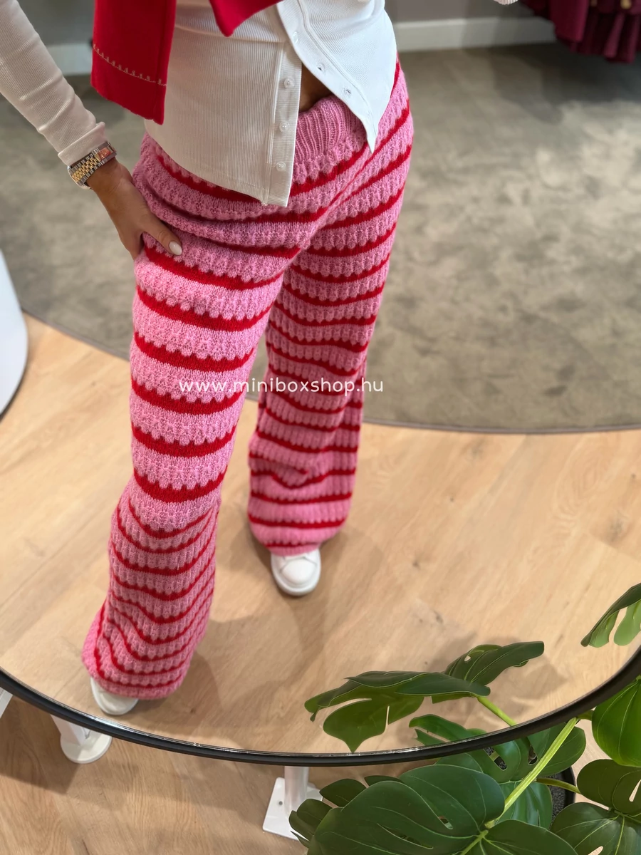 PINKY-RED horgolt nadrág