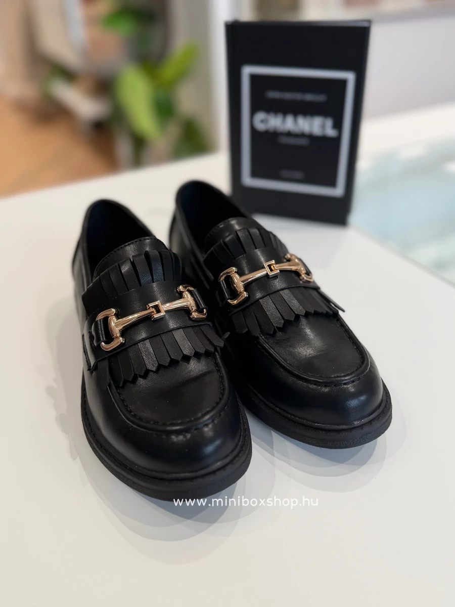 BASIC black loafer - arany pánttal