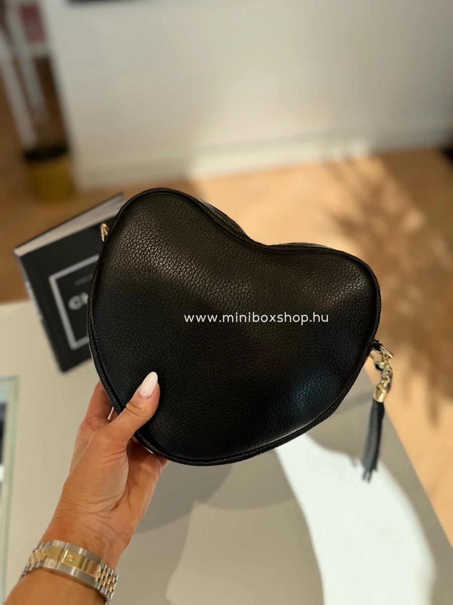 LOVE formavilágú - valódi marhabőr táska