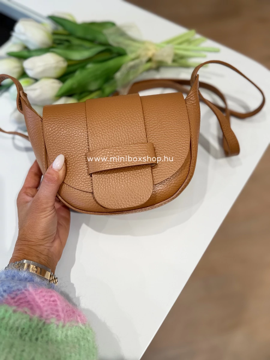 ZIA valódi marhabőr oldaltáska