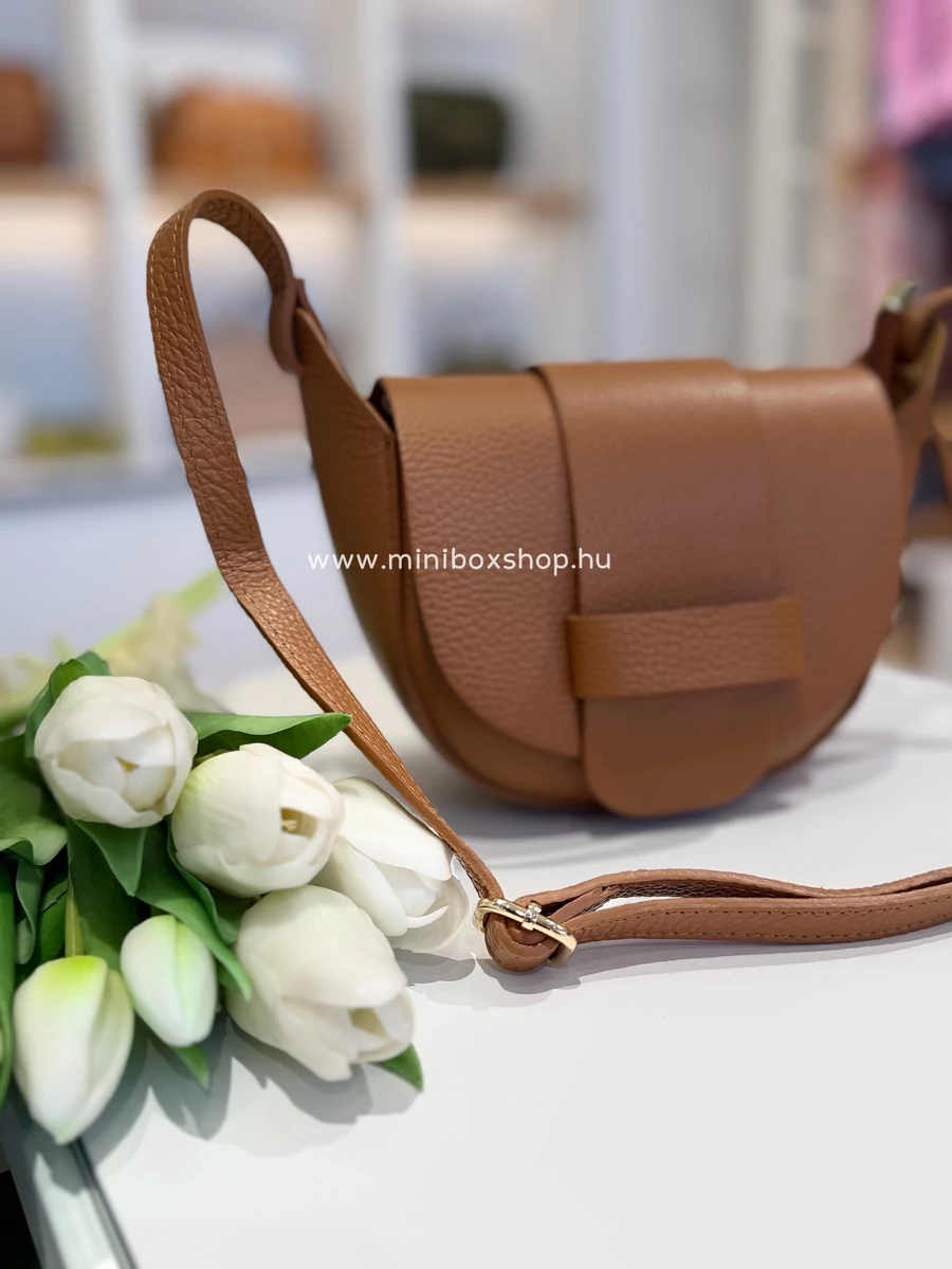 ZIA valódi marhabőr oldaltáska