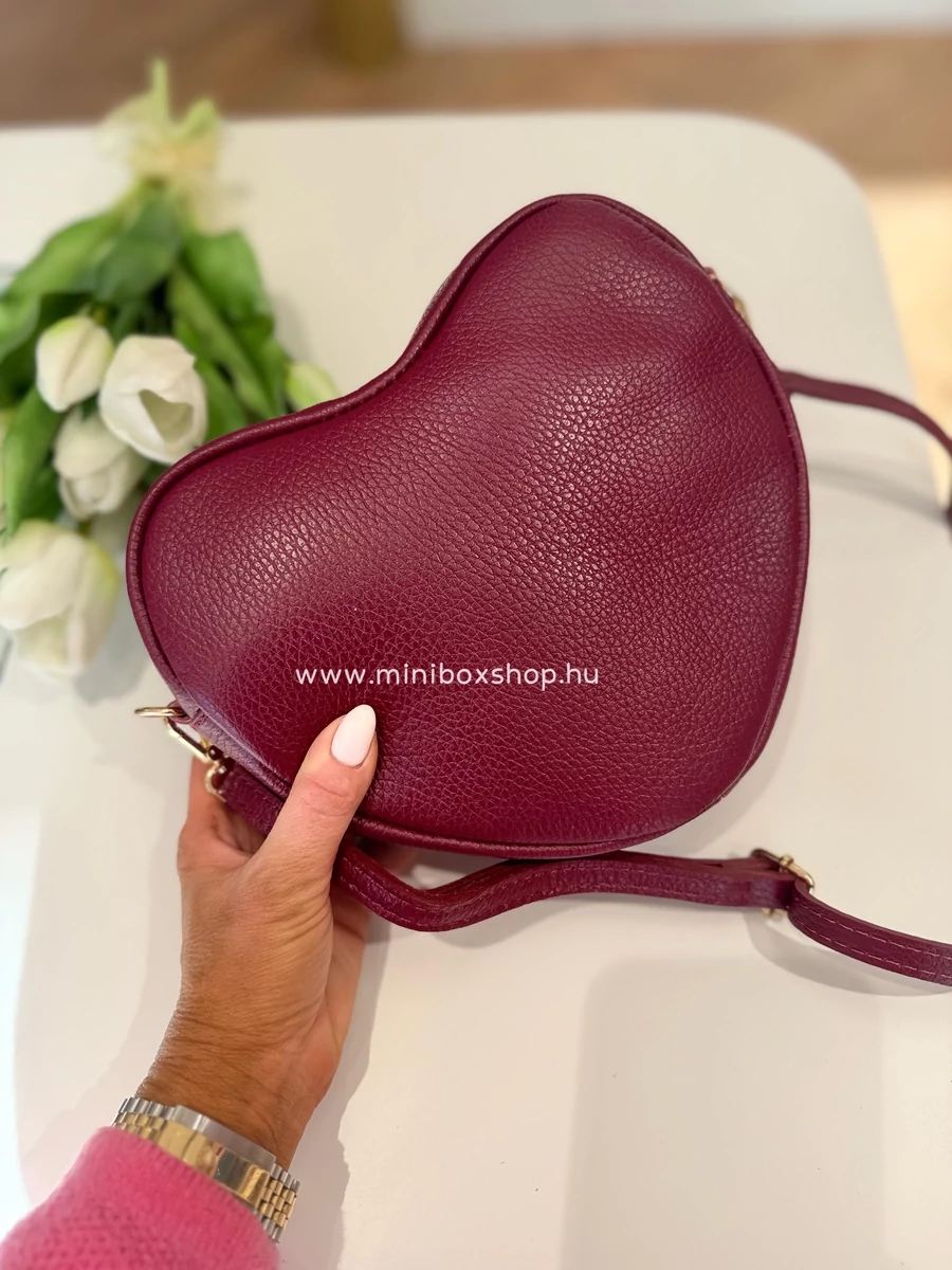 LOVE formavilágú - valódi marhabőr táska