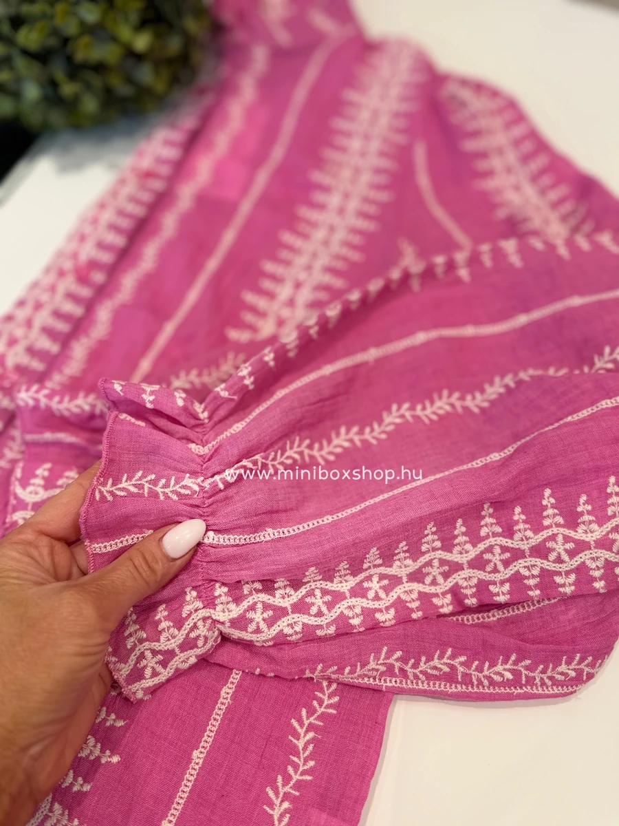 CRISTINE hímzett mintás ing