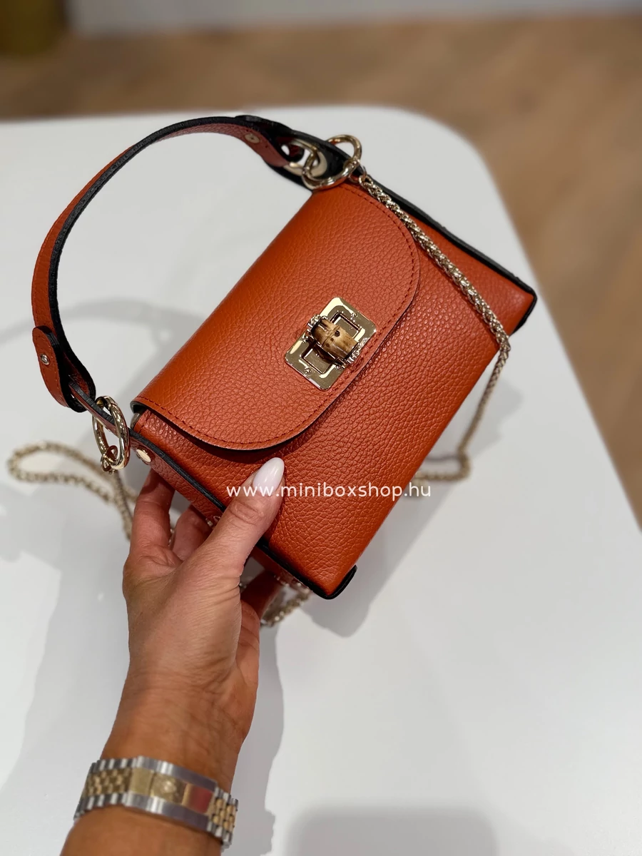 CAT táska - valódi bőrből - lánccal