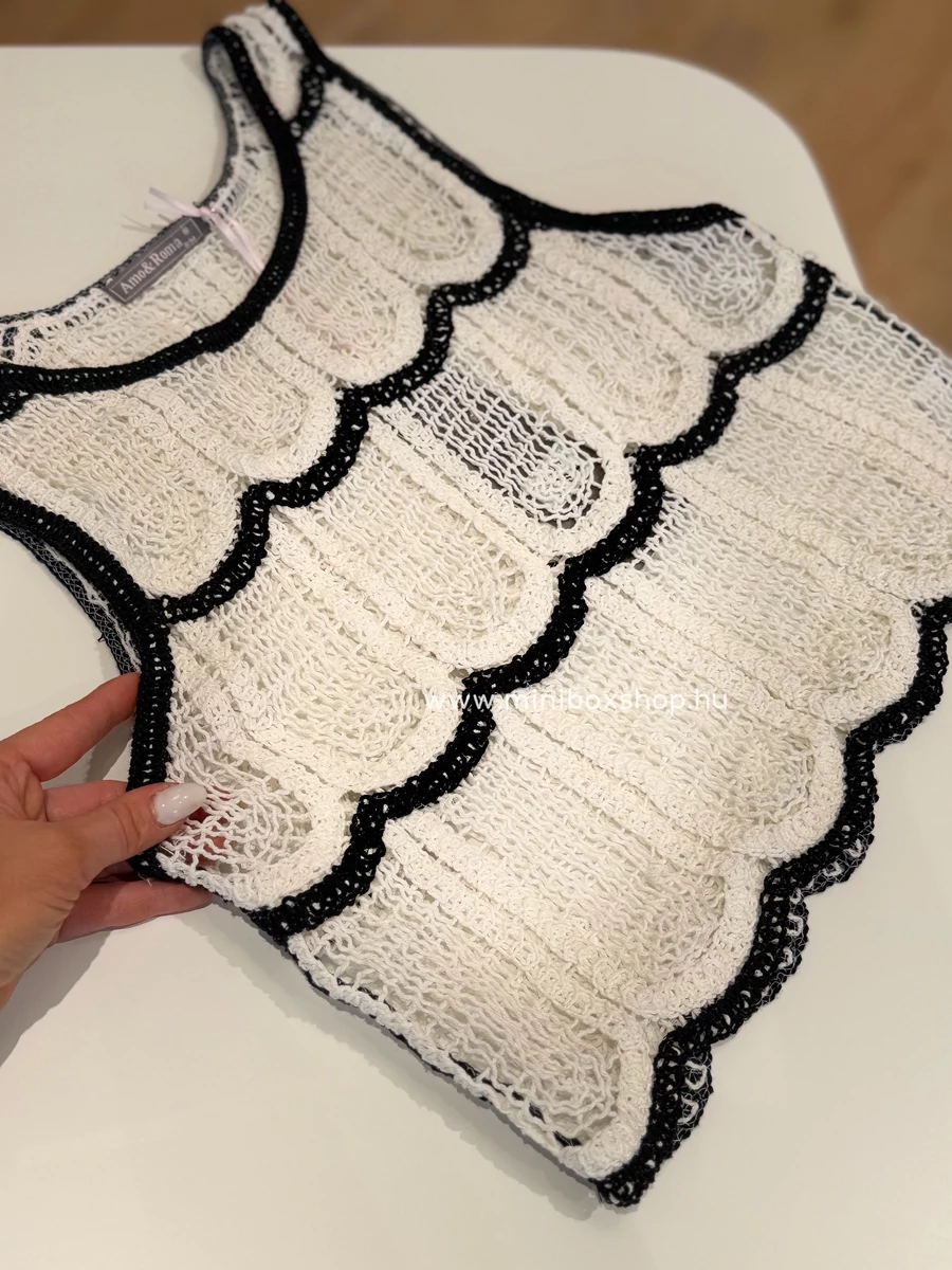 TIA horgolt felsőrész