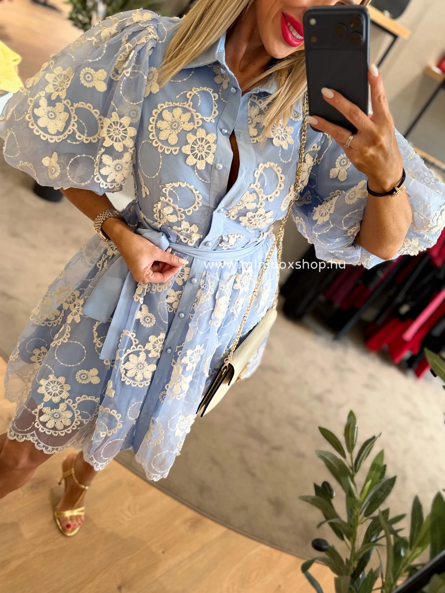 FROZEN hímzett kétrétegű ruha - övvel