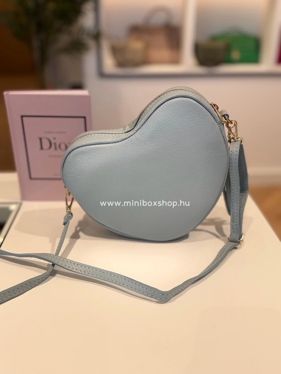 LOVE formavilágú - valódi marhabőr táska