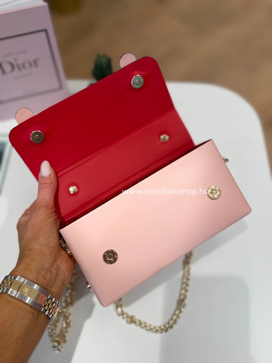 ADA valòdi marhabőr táska - lánccal