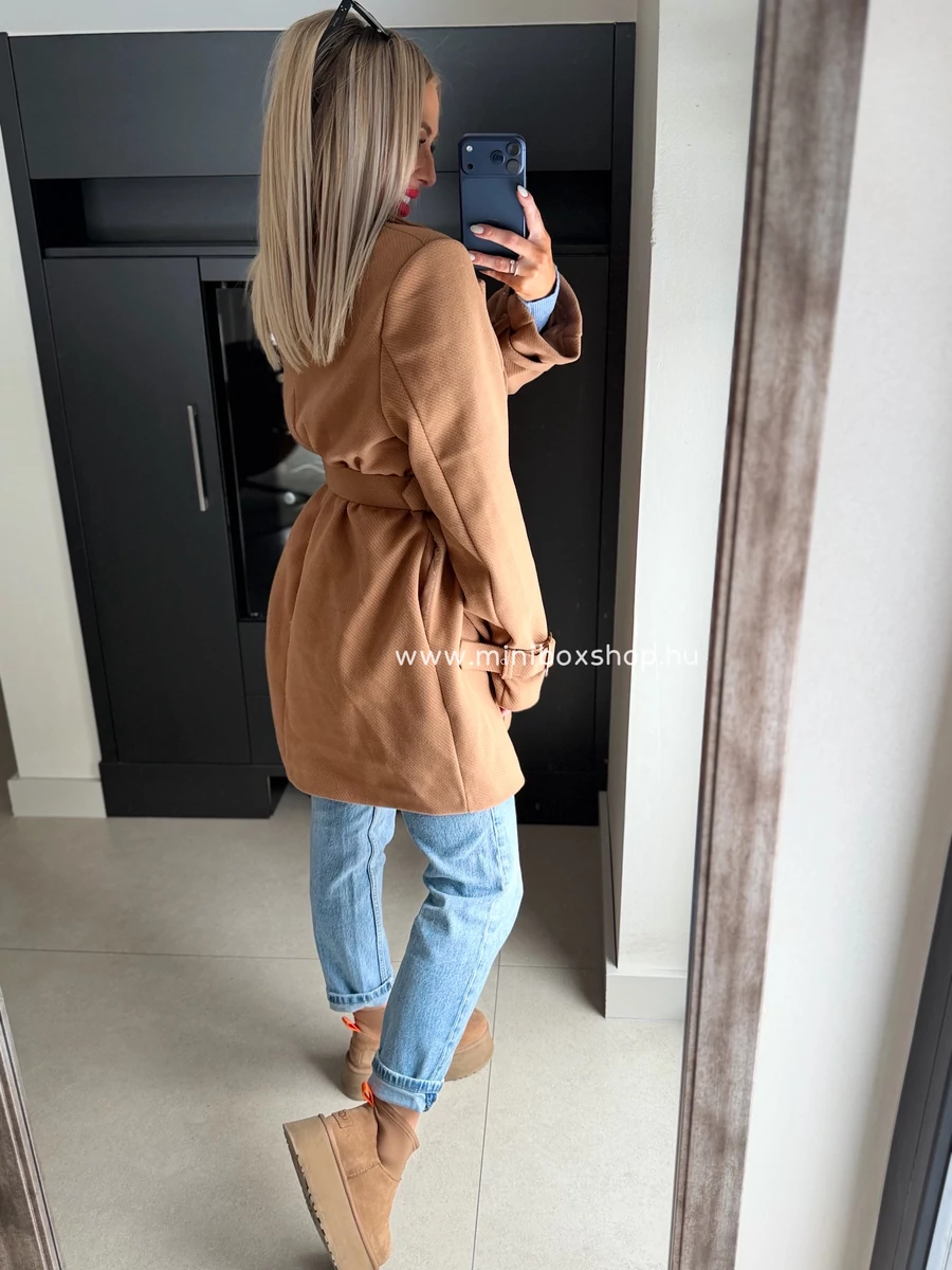 AFRODITE térdfölött érő -szövetkabát - övvel