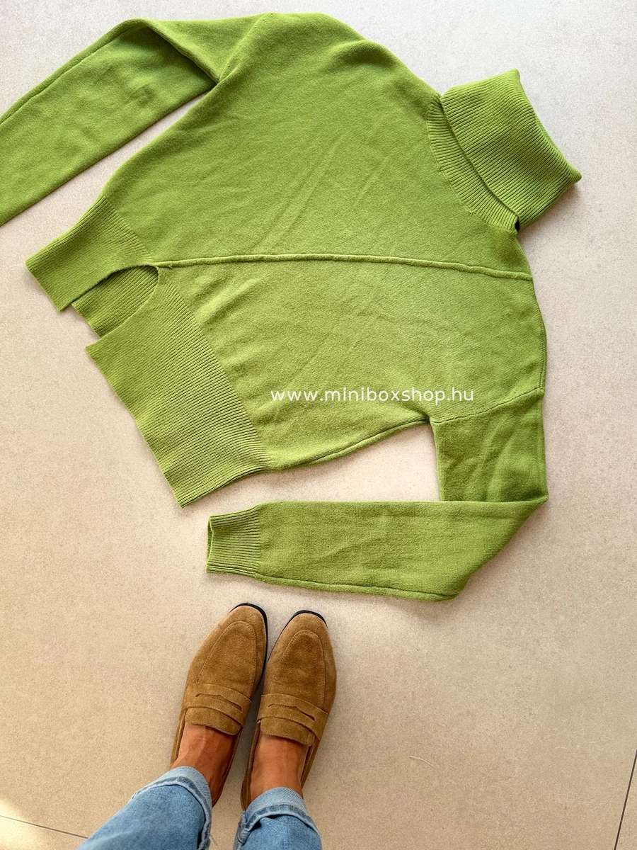 CASSIE garbónyakú sliccelt pulóver