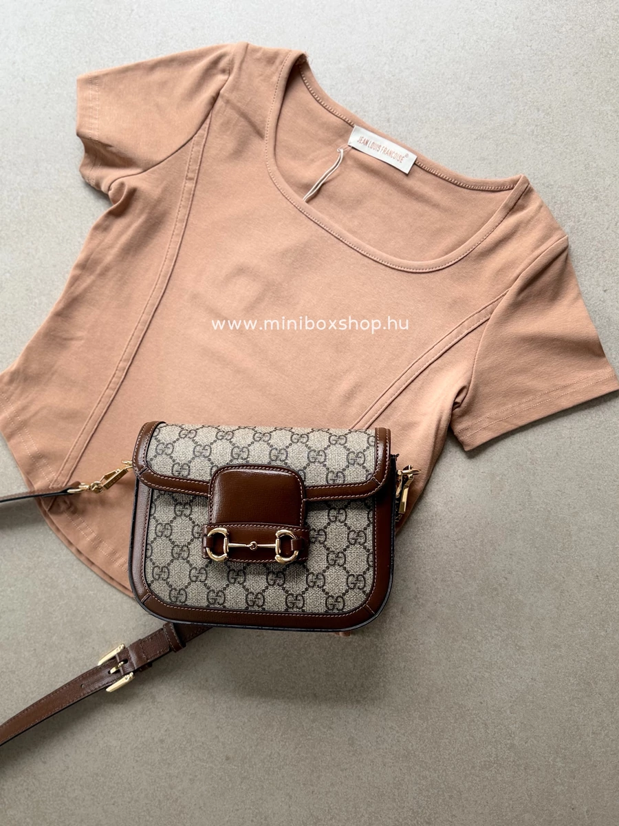 DANA basic ívelt felső